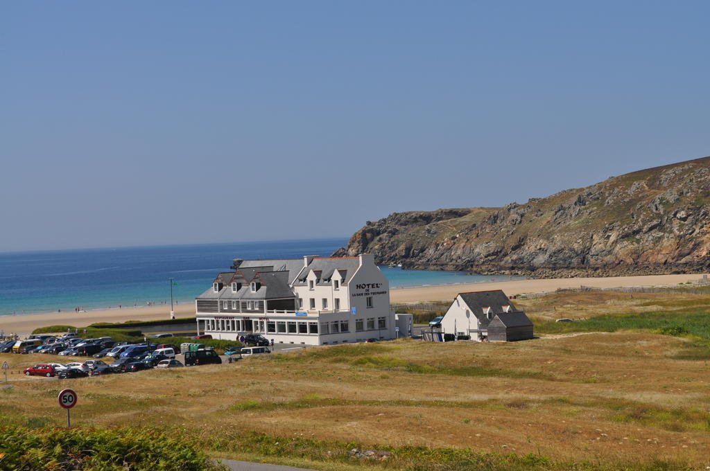 Hotel De La Baie Des Trepasses Plogoff Buitenkant foto